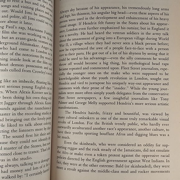 Scuse Me While I Kiss The Sky: The Life Of Jimi Hendrix, SC 1996 - Picture 7 of 13